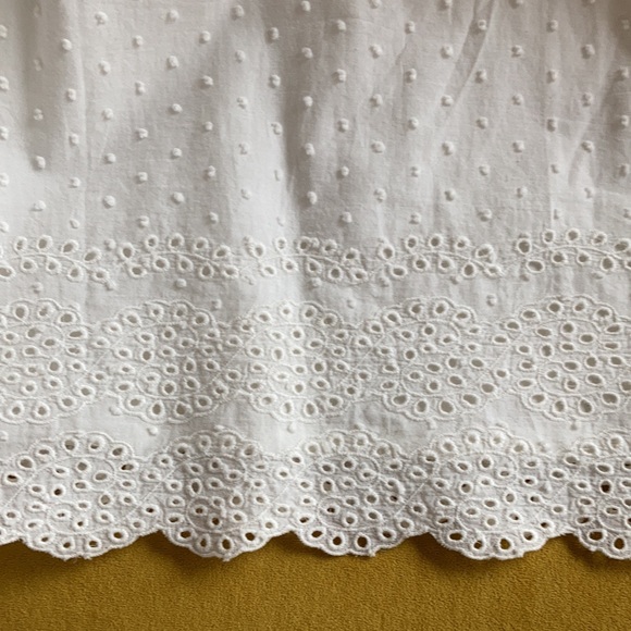 White dress - Picture 2 of 6